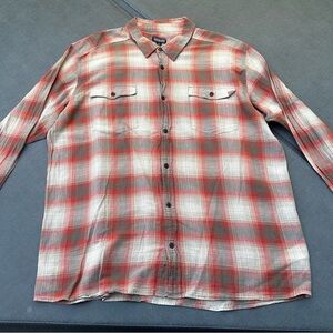 Men’s Patagonia dress shirt